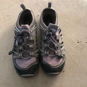 KEEN Women’s Hiking/water Shoes Sz 9